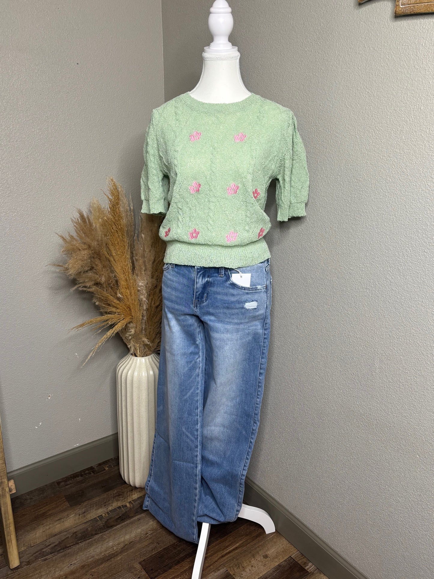 Cable Knit Floral Embroidery Top